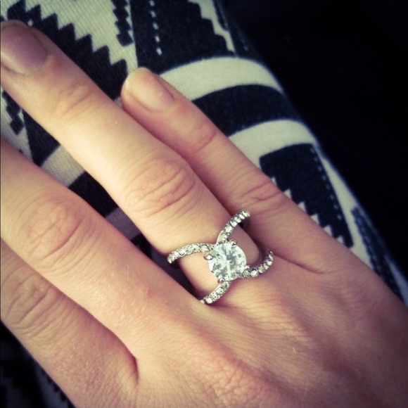 Natural 3.97CT White Sapphire Infinity S925 Ring - Picture 5 of 8